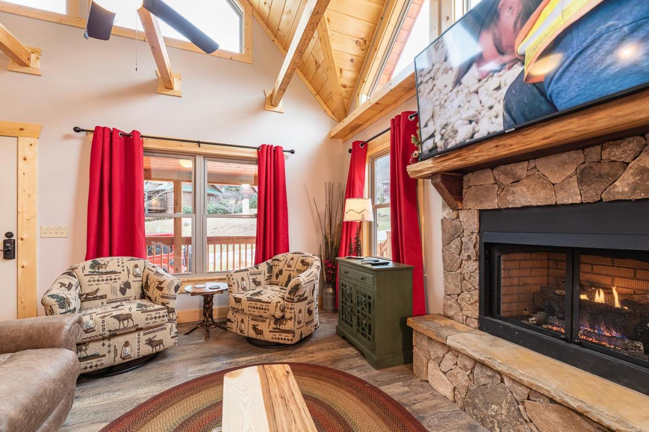 Villa The Red Fox Cabin Maggie Valley Exterior foto